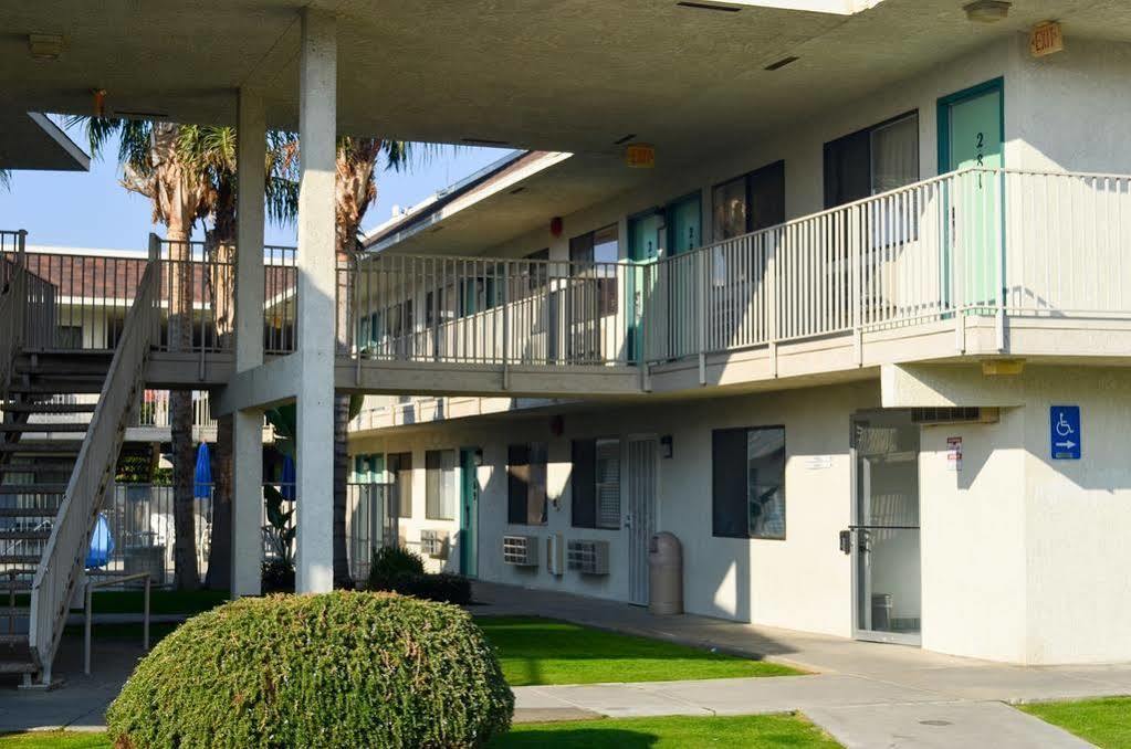 Motel 6-Bakersfield, Ca - Airport Luaran gambar
