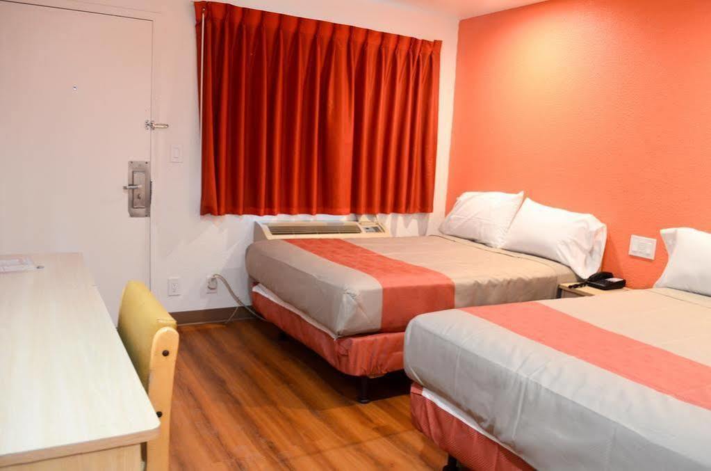Motel 6-Bakersfield, Ca - Airport Luaran gambar