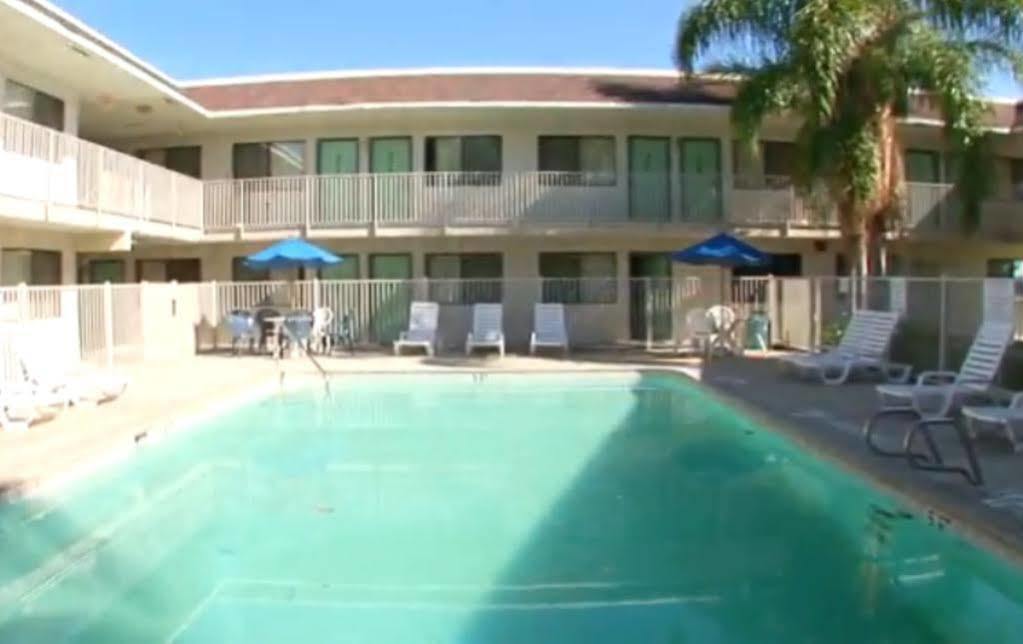 Motel 6-Bakersfield, Ca - Airport Luaran gambar