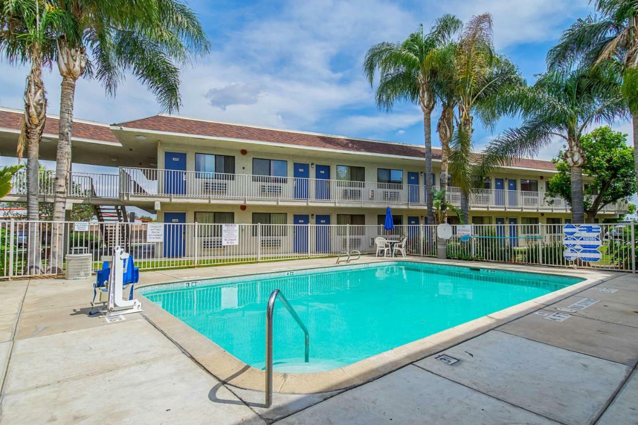 Motel 6-Bakersfield, Ca - Airport Luaran gambar