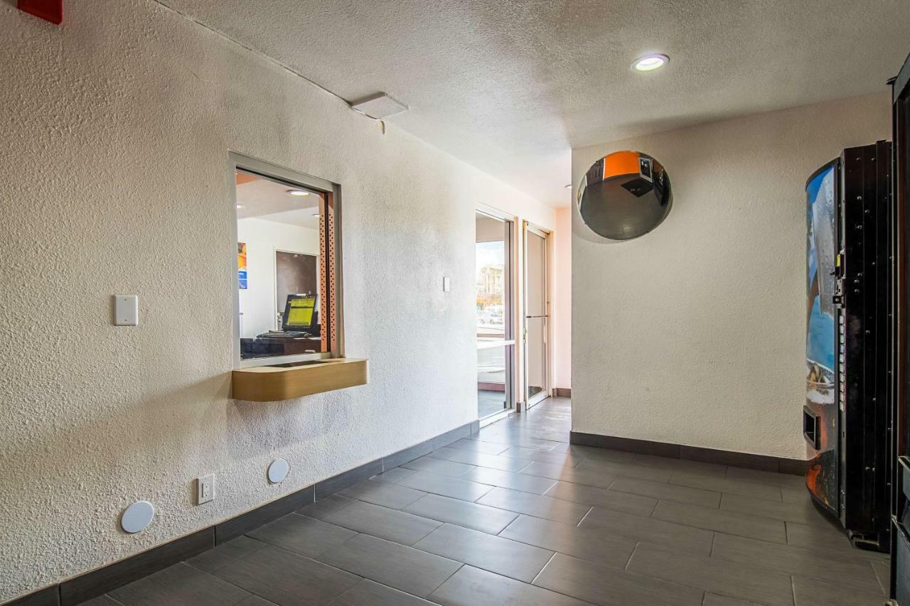 Motel 6-Bakersfield, Ca - Airport Luaran gambar