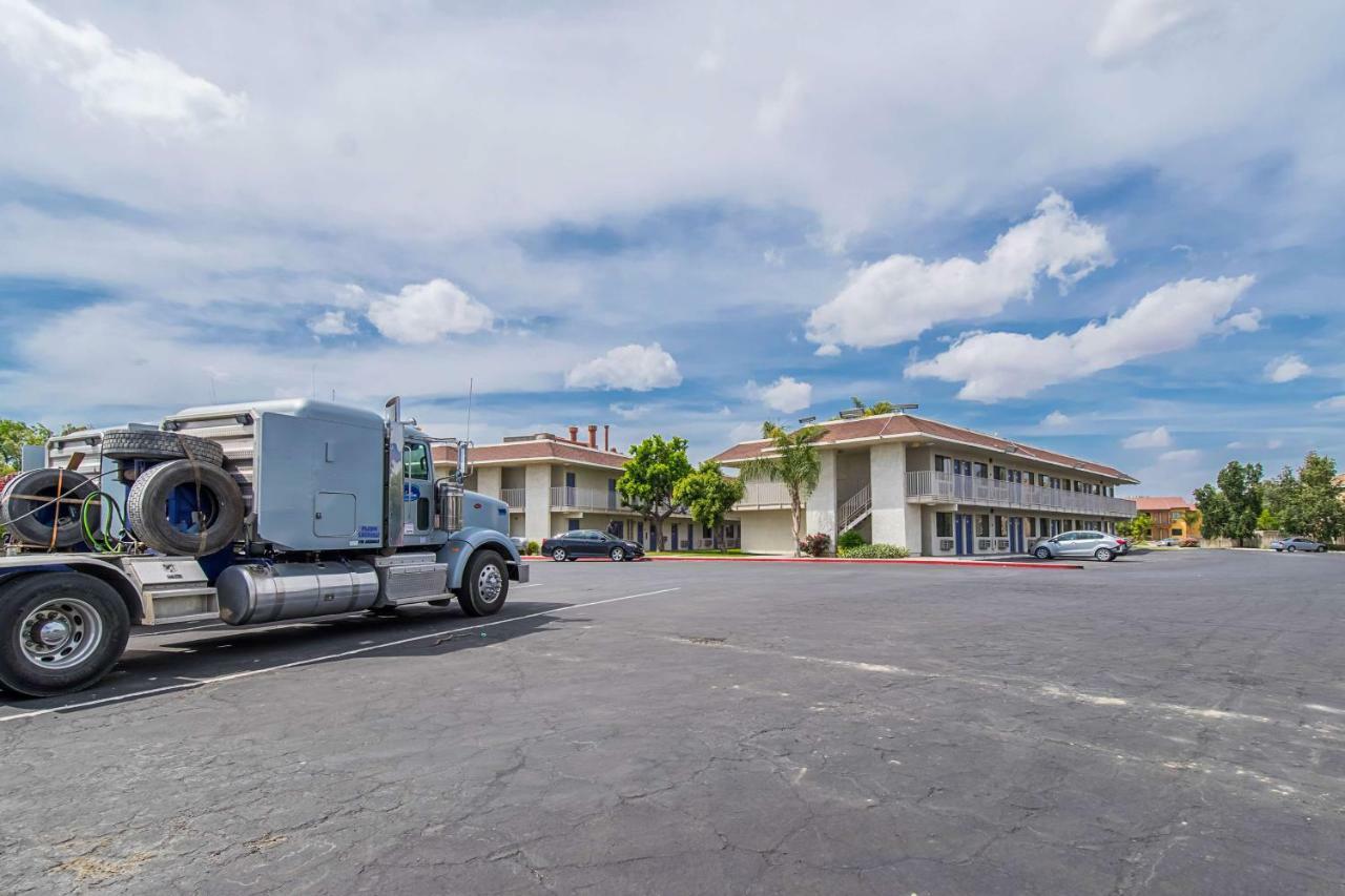 Motel 6-Bakersfield, Ca - Airport Luaran gambar